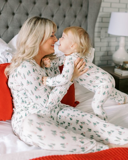 Leafy Dreams – Pyjamas de Noël Assortis pour la Famille