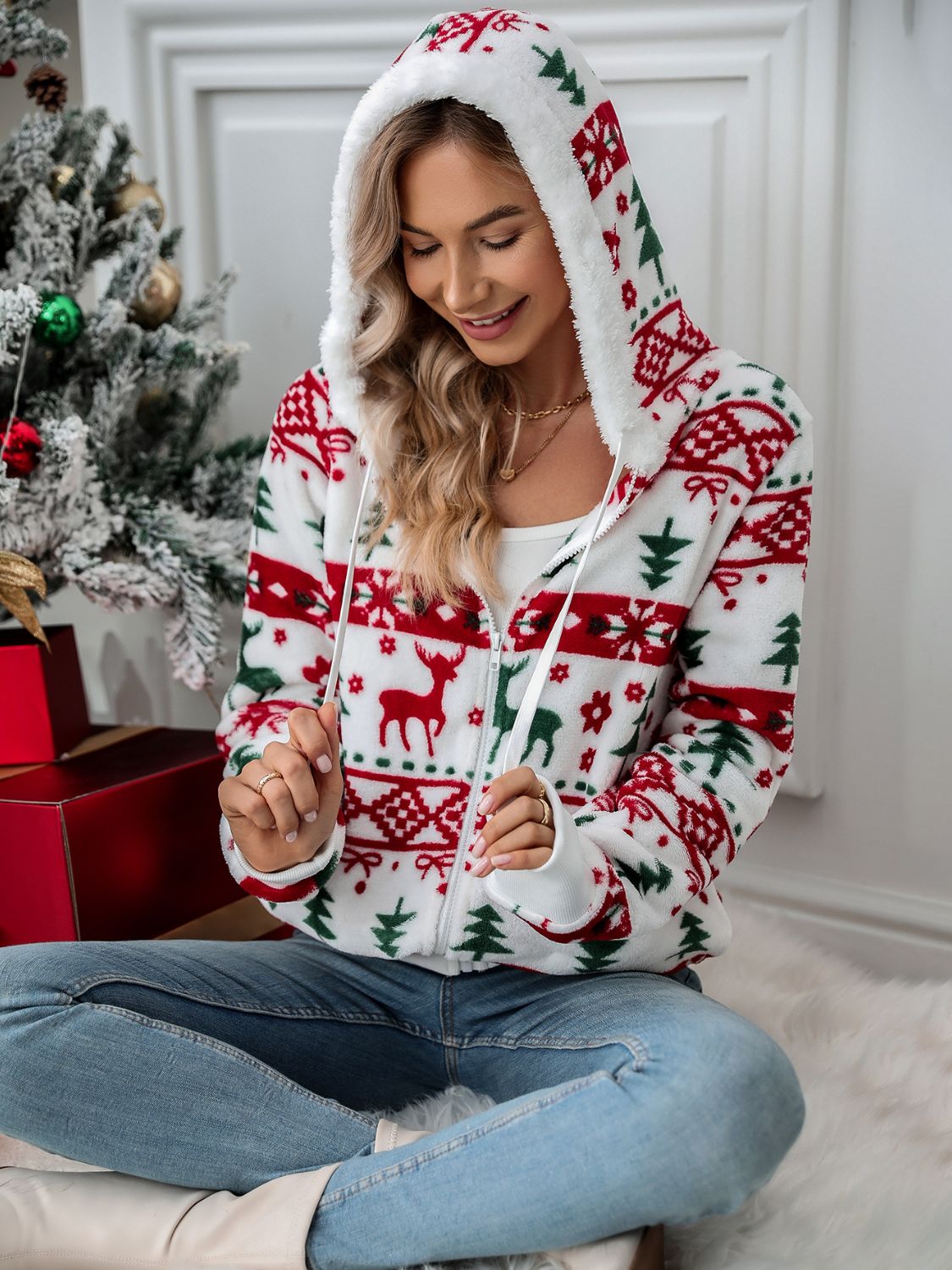 Veste à capuche zippée avec cordon et motifs de Noël