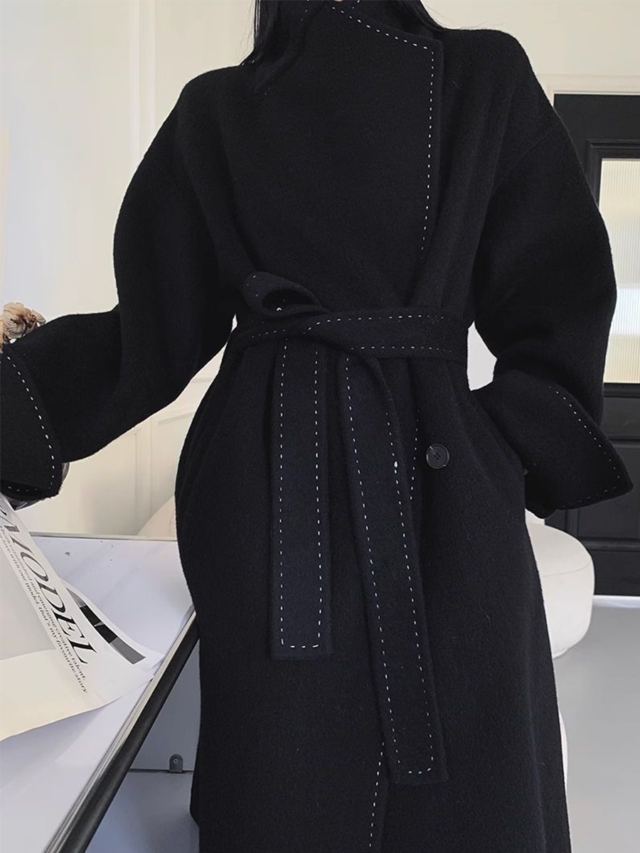 Onbely manteau en laine liseré contrastant avec ceinture élégant