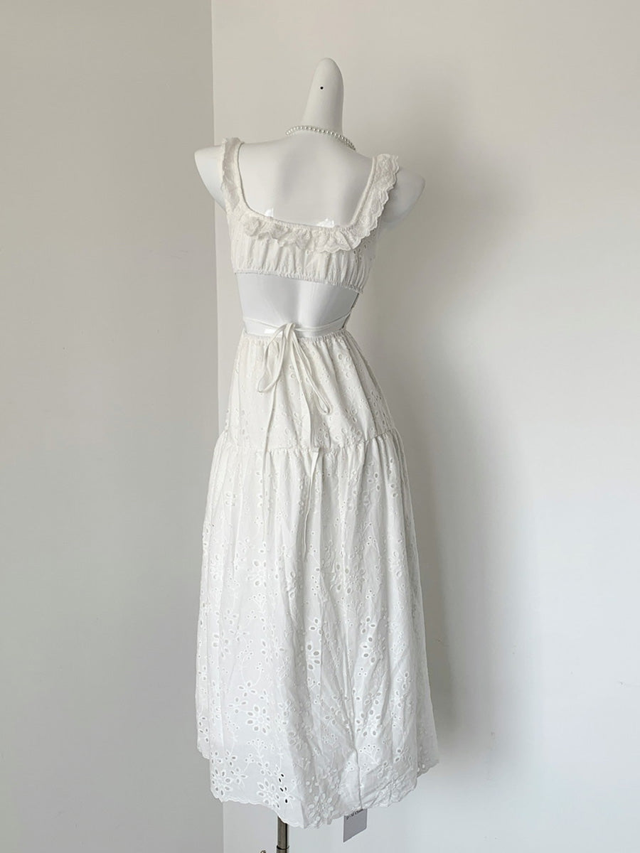 Onbely robe longue dos nu en broderie anglaise blanche fendue sur le côté mode