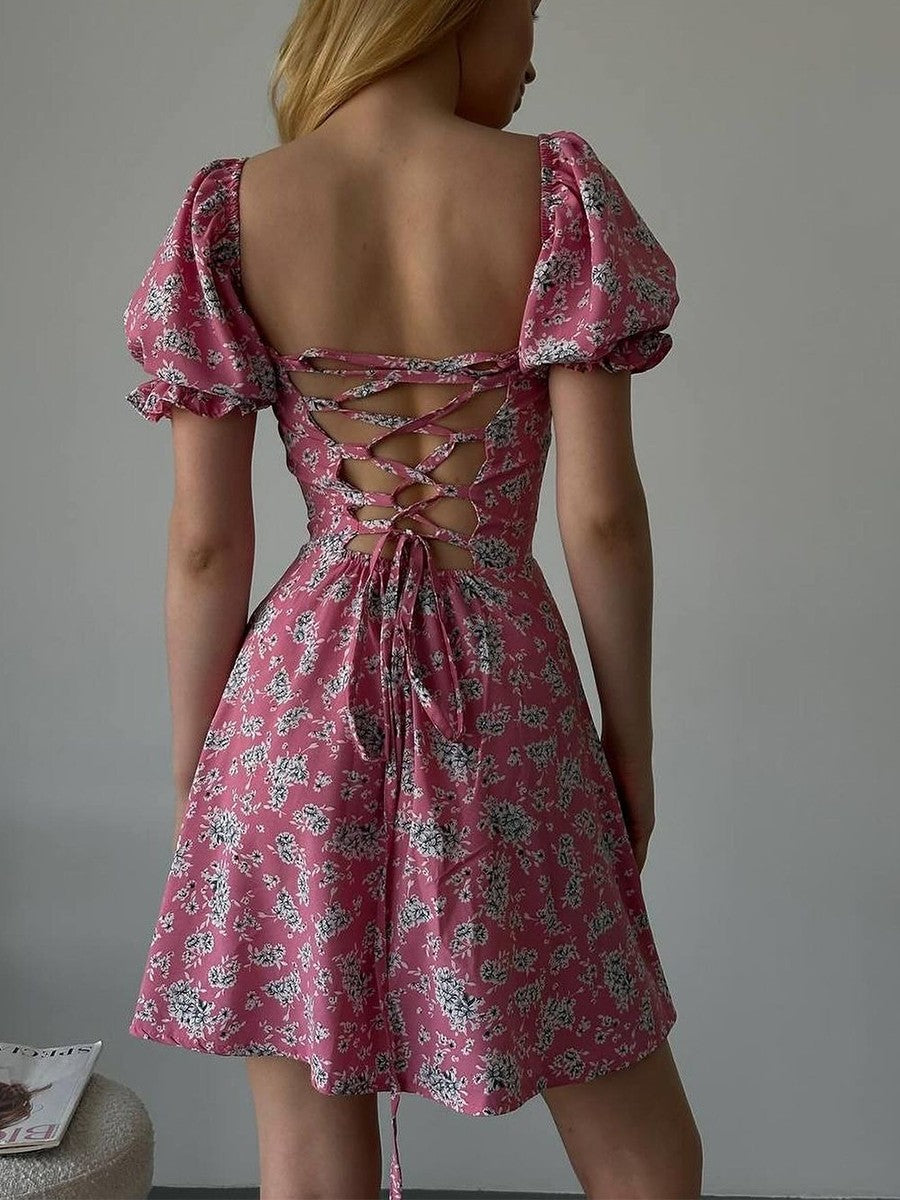 Onbely robe courte trapèze fleurs dos nu col carré manches bouffantes manches courtes taille marquée doux tous les jours vacances