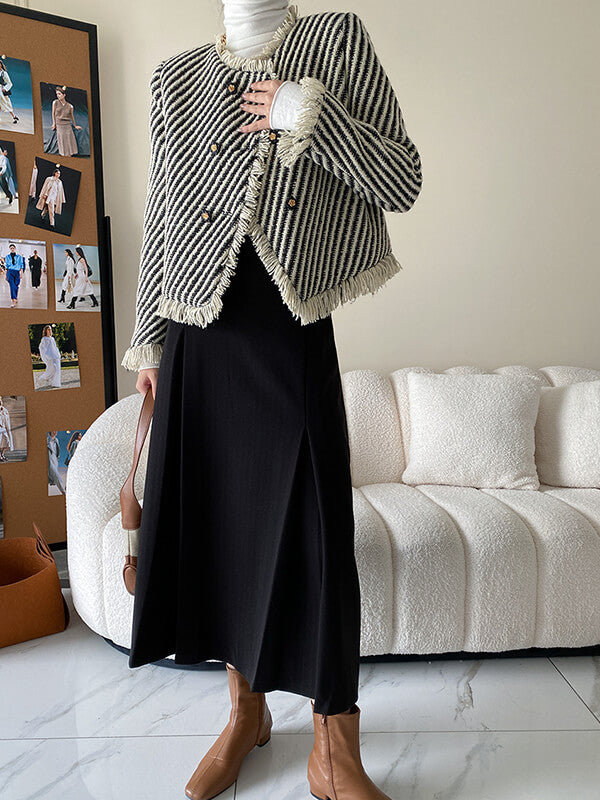 Onbely veste courte rayée en tweed avec frange et poches pour femme élégante