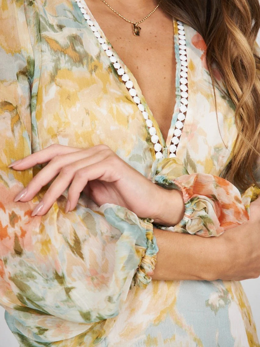 Onbely Robe mousseline fendu à imprimé floral V-col manches longues élégant