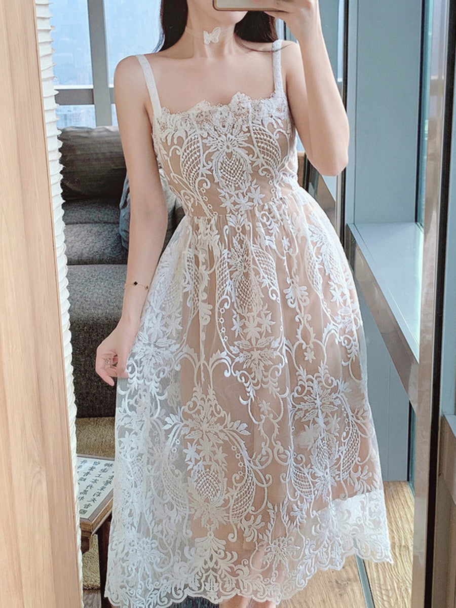 Onbely Robe de soirée mi-longue brodée avec fines brides pour un mariage