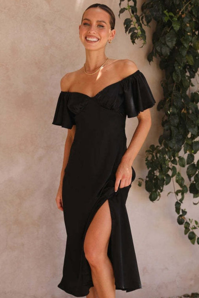 Onbely robe de soirée longue moulante unicolore Satin dos nu épaules dénudées col en V volants superposés manches courtes cintrée mode invité mariage