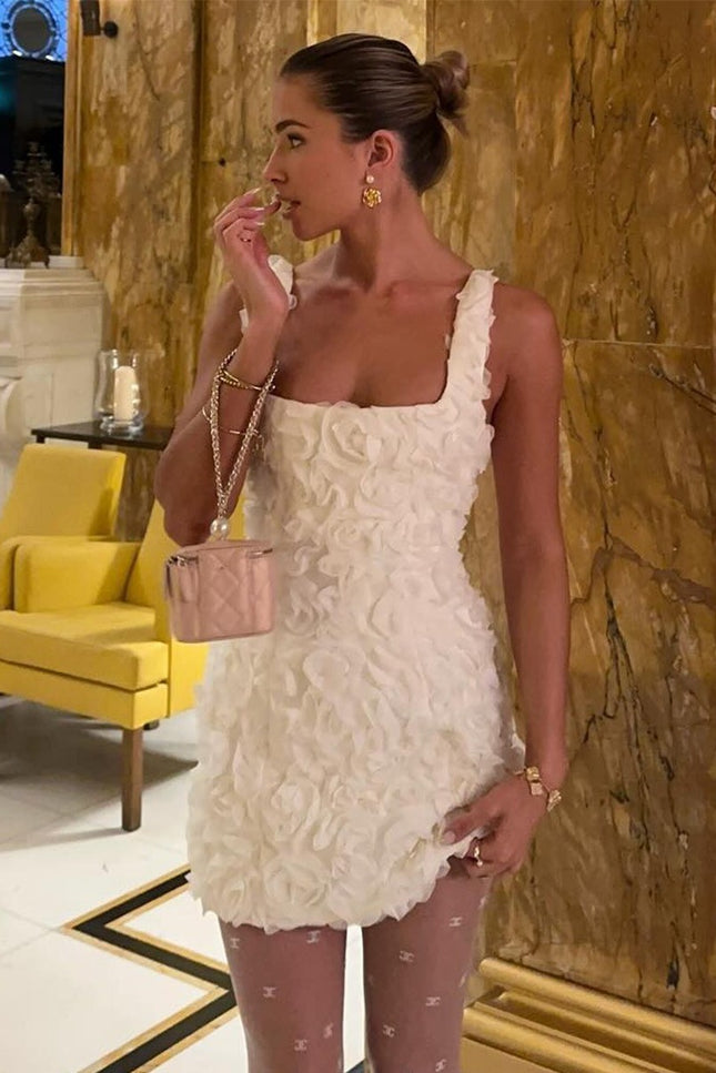 Onbely robe courte dos nu bretelle col carré doux mode tous les jours bureau