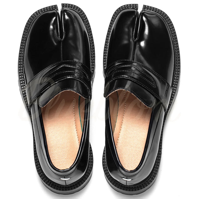 Black Split Toe Tabi Loafers - Minimalist Platform Style