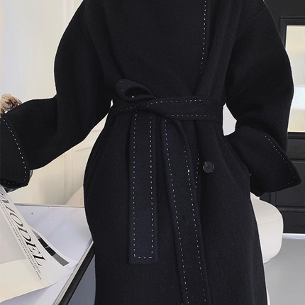 Onbely manteau en laine liseré contrastant avec ceinture élégant