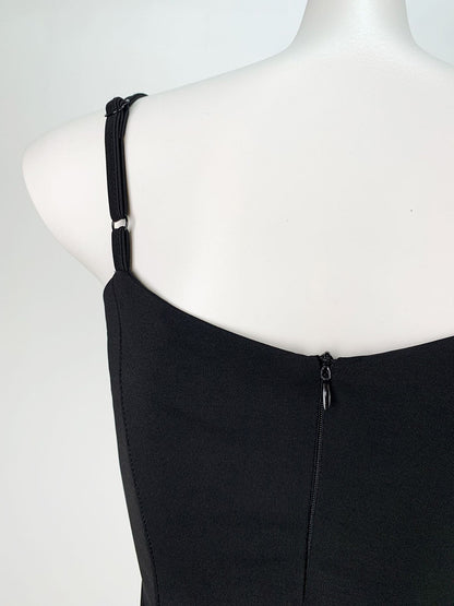 Onbely robe courte trapèze noire à fines brides pour fête et cocktail