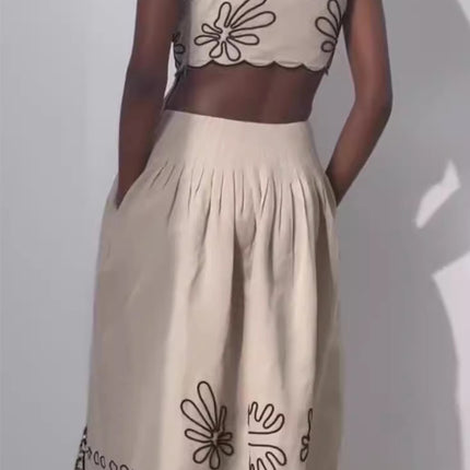 Onbely robe longue brodée à fines brides mode vacances