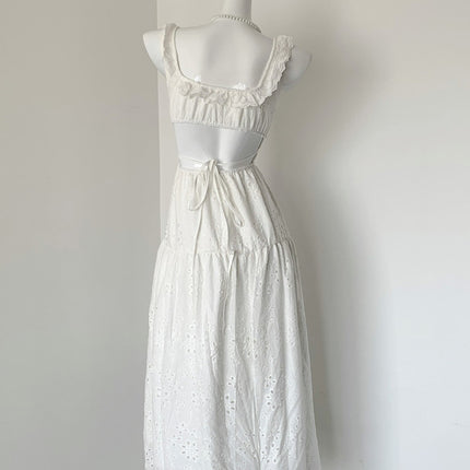 Onbely robe longue dos nu en broderie anglaise blanche fendue sur le côté mode boho dress