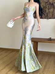 Onbely Long Satin Mermaid Evening Dress with Floral Print and Thin Straps Bohemian