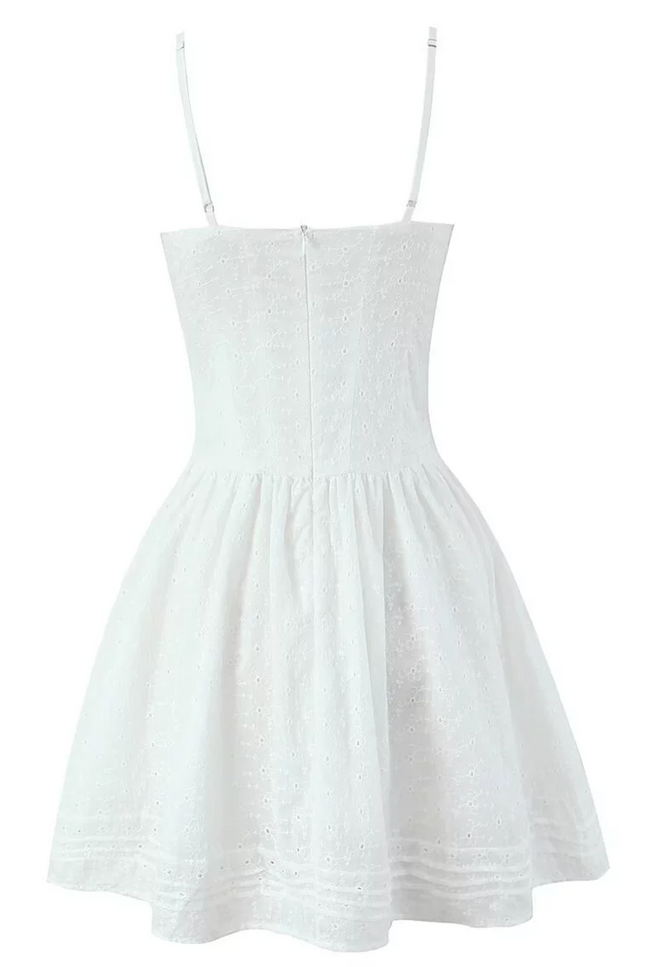 Onbely Robe Courte trapèze broderie anglaise strappy à fines brides blanc