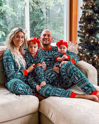 Christmas Crew – Pyjamas de Noël Assortis pour la Famille