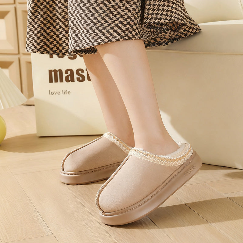 Chaussons Unisexe en Daim – Doublure en Polaire Moelleuse Chaude, Confort Antidérapant