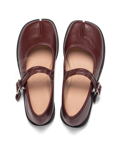 Mary Janes Tabi rouges à bride réglable