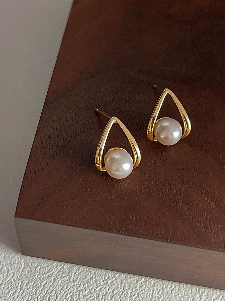 Forme de goutte pearl des boucles d'oreilles dorée - onbely