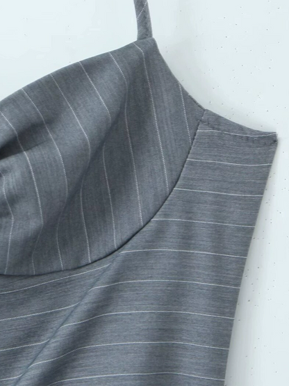Onbely robe courte trapèze gris unicolore bustier dos nu à fines brides élégant mode vacances bal de promo
