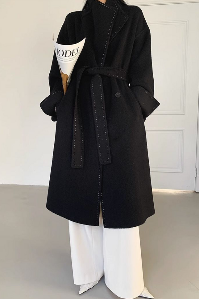 Onbely manteau en laine liseré contrastant avec ceinture élégant