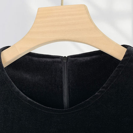 Onbely Haut Velours Noir avec Plumes et Col Rond Femme Mode à Manches Longues