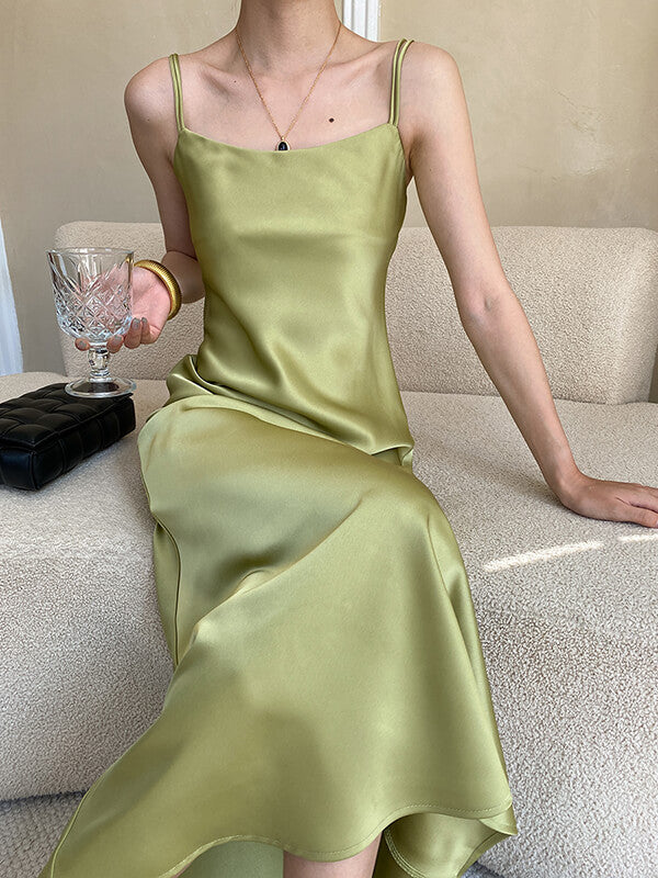 Onbely robe longue satin élégant dos nu - onbely
