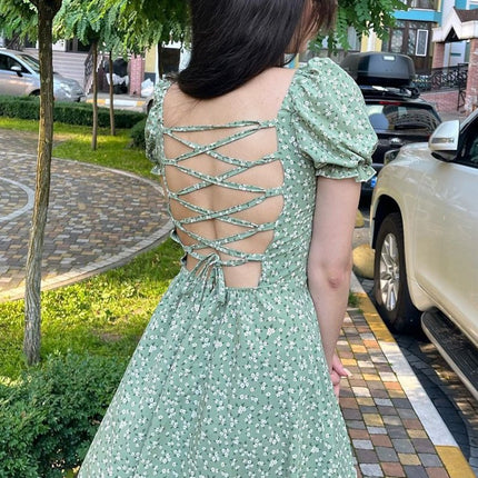 Onbely robe courte trapèze fleurs dos nu col carré manches bouffantes manches courtes taille marquée doux tous les jours vacances