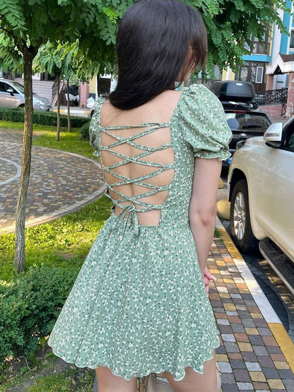 Onbely robe courte trapèze fleurs dos nu col carré manches bouffantes manches courtes taille marquée doux tous les jours vacances