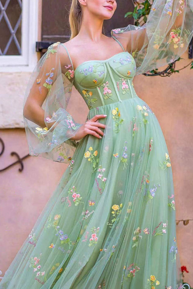 Onbely robe de soirée longue à bustier brodé et manches longues pour un bal de promo ou un mariage